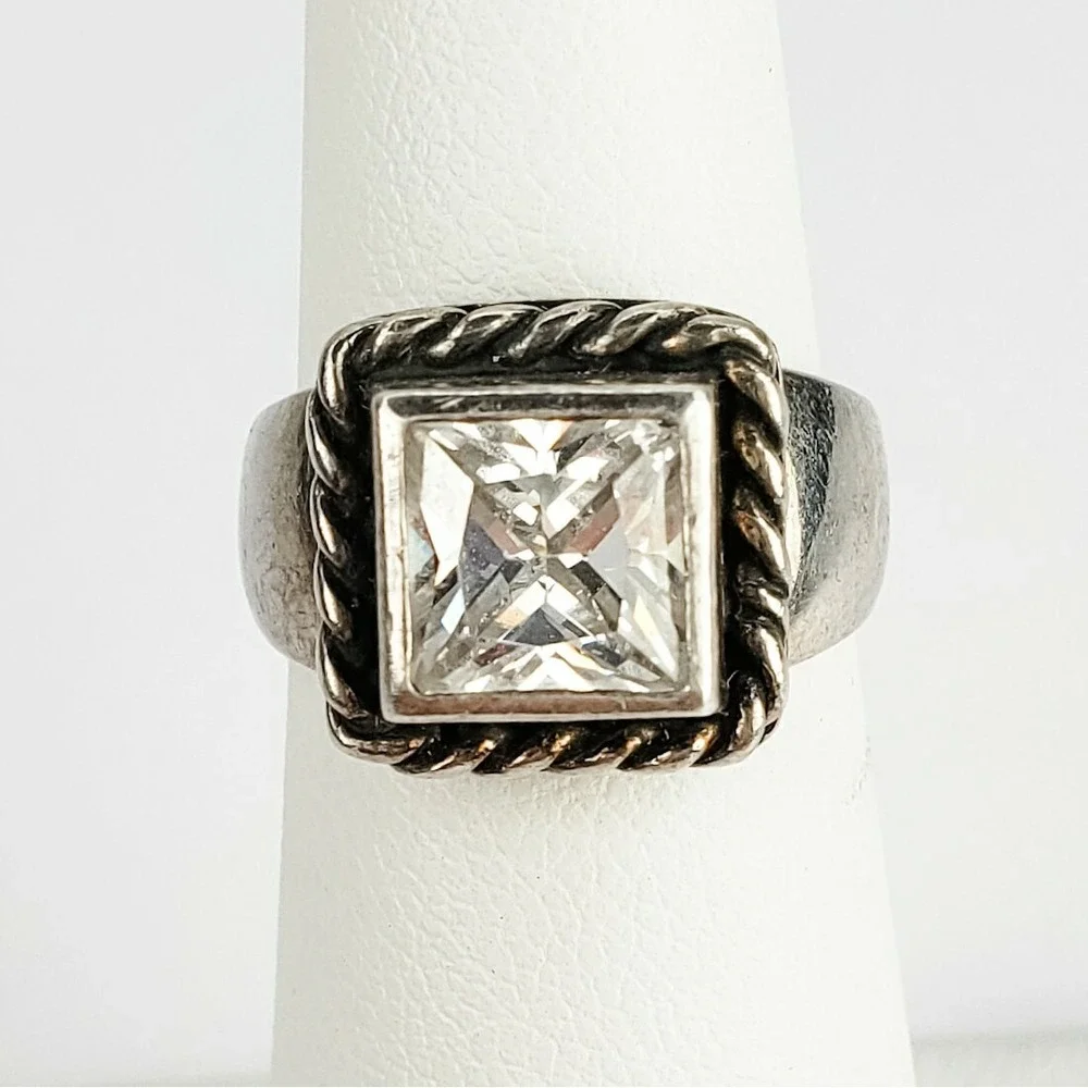 Vintage Ring Sterling Silver 925 Size 5 Square Faceted CZ Rope Border 925 7.8g